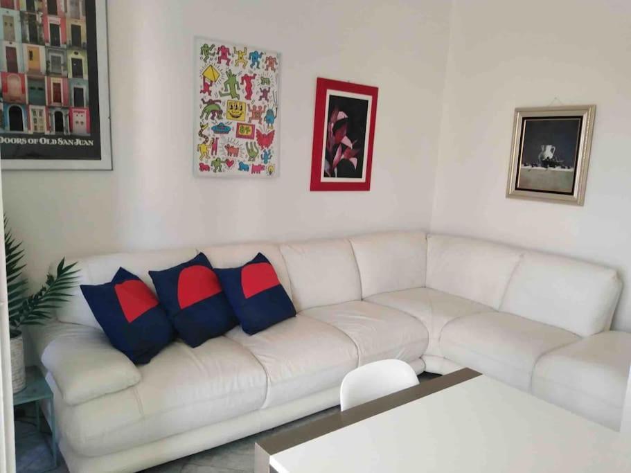 Lovely Flat, Super Connected To The Centre,Wifi,4P Милано Екстериор снимка
