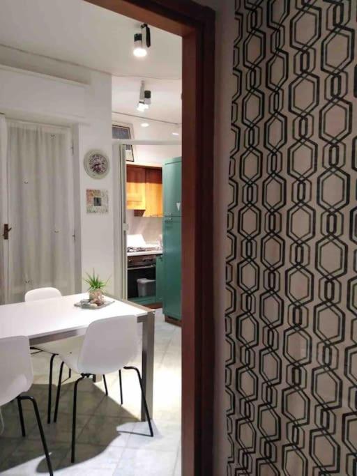 Lovely Flat, Super Connected To The Centre,Wifi,4P Милано Екстериор снимка