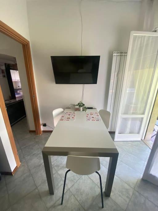 Lovely Flat, Super Connected To The Centre,Wifi,4P Милано Екстериор снимка